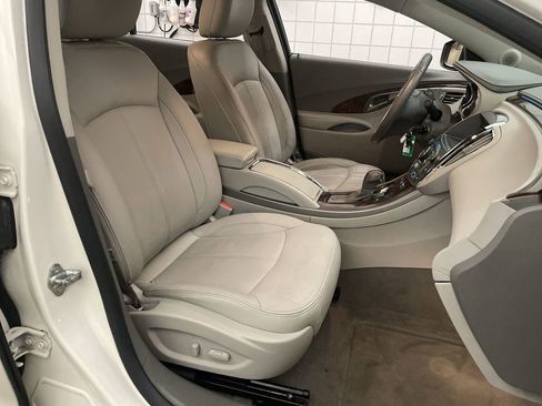 Used 2012 Buick LaCrosse Premium image 16
