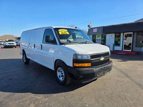 Used 2019 Chevrolet Express 2500 Extended w/ Driver Convenience Package image 7