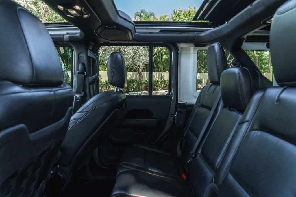 Used 2021 Jeep Wrangler Unlimited Rubicon AWD/4WD image 21