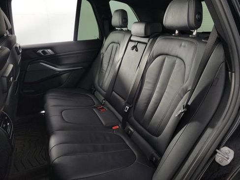 Used 2019 BMW X5 xDrive40i w/ Luxury Seating Package image 17