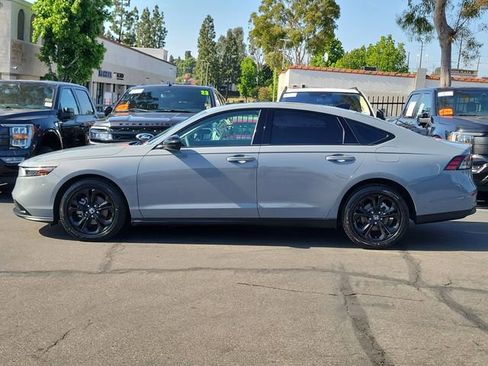 Used 2025 Honda Accord SE image 29