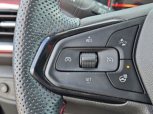 Used 2022 Chevrolet TrailBlazer RS w/ Technology Package image 33