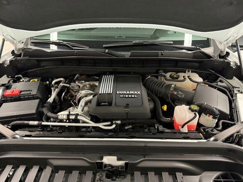 Certified 2023 GMC Sierra 1500 AT4 w/ AT4 Preferred Package image 44