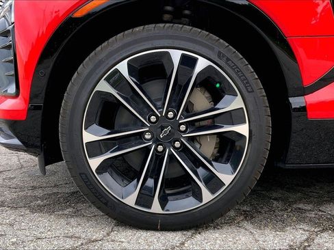 New 2026 Chevrolet Blazer EV SS AWD/4WD image 11