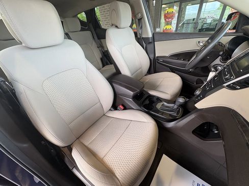 Used 2018 Hyundai Santa Fe Sport FWD image 25