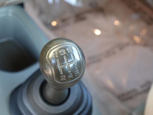 Used 2000 Chevrolet S10 Pickup LS w/ Preferred Equipment Group image 59