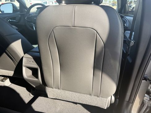 New 2026 Chevrolet Trax LT w/ Sunroof Package image 39