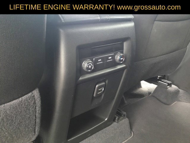 Used 2024 Chevrolet Traverse LT w/ Rear Camera Mirror Package AWD/4WD image 29