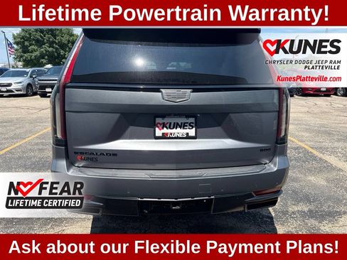 Used 2021 Cadillac Escalade Sport Platinum w/ LPO, ONYX Package AWD/4WD image 7