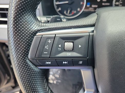 Used 2024 Mitsubishi Outlander SE AWD/4WD image 19