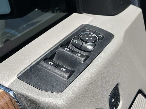 Used 2016 Ford F150 Lariat w/ Equipment Group 501A Mid AWD/4WD image 29