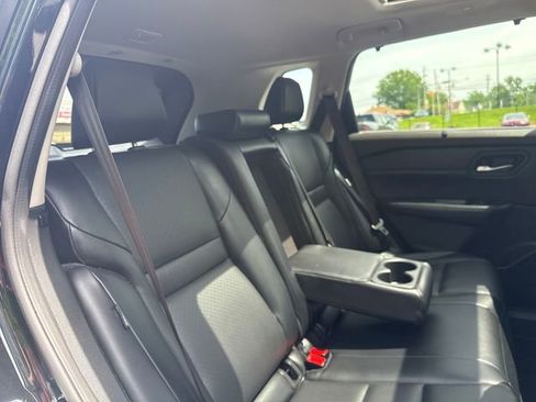 Used 2023 Nissan Rogue SV w/ SV Premium B Package AWD/4WD image 32