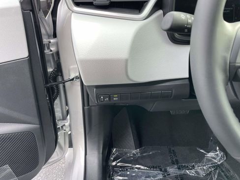 New 2026 Toyota Corolla SE image 31