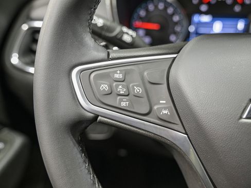 Used 2023 Chevrolet Equinox LT image 19