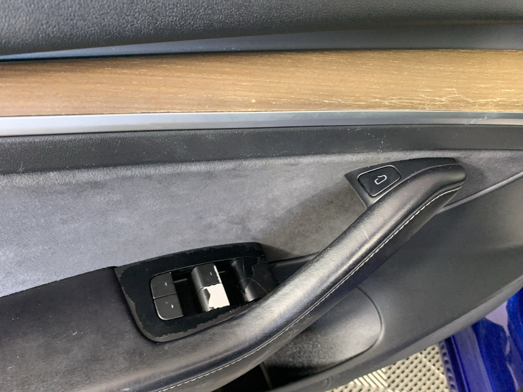Used 2022 Tesla Model 3 Long Range AWD/4WD image 14