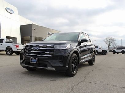 Used 2025 Ford Explorer Active