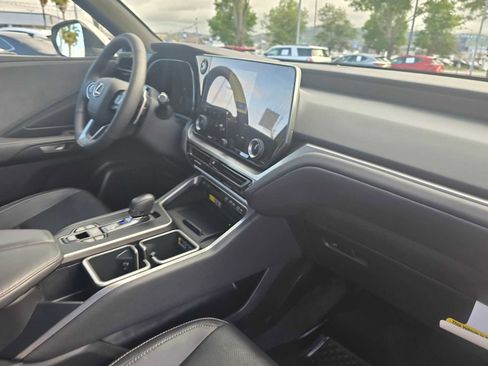 New 2026 Lexus TX 350 AWD image 12