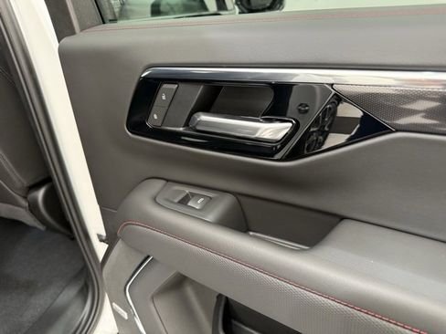 New 2025 Chevrolet Suburban RST w/ RST Capability Package image 28