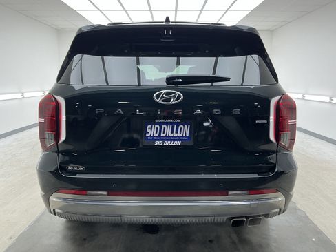 Used 2024 Hyundai Palisade Calligraphy image 5
