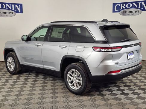 New 2026 Jeep Grand Cherokee Laredo AWD/4WD image 3
