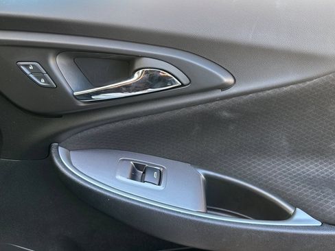 Used 2024 Chevrolet Malibu RS w/ LPO, Floor Liner Package FWD image 21