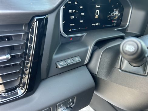 New 2026 GMC Sierra 2500 AT4 w/ Technology Package AWD/4WD image 25