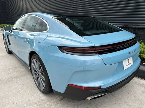 Certified 2026 Porsche Panamera 4 E-Hybrid AWD/4WD image 3