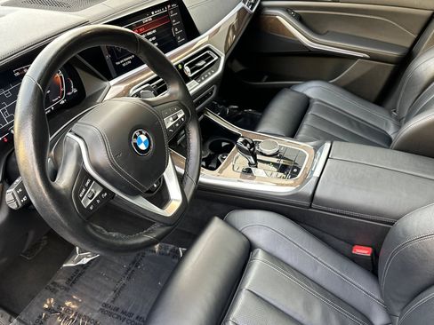 Used 2022 BMW X5 xDrive40i w/ Climate Comfort Package image 13