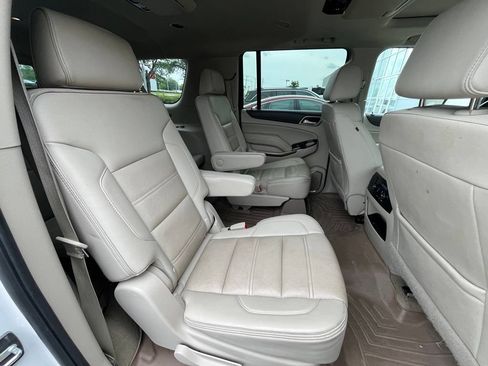 Used 2018 GMC Yukon XL Denali w/ Open Road Package AWD/4WD image 5