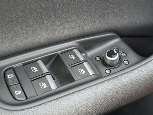 Used 2022 Audi Q7 3.0T Premium Plus AWD/4WD image 16