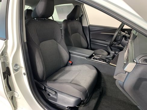 Used 2025 Toyota Camry LE image 21