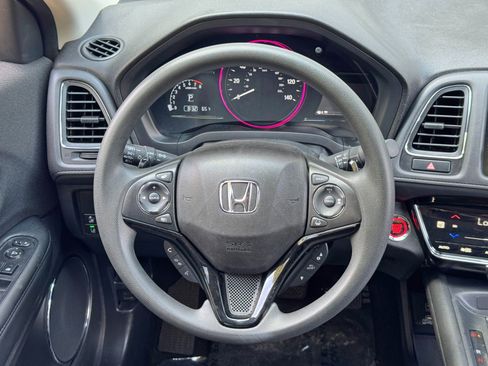 Used 2022 Honda HR-V EX image 19