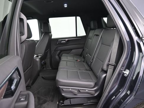 Used 2025 Chevrolet Tahoe Z71 AWD/4WD image 23