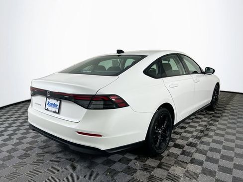 Certified 2025 Honda Accord SE image 7