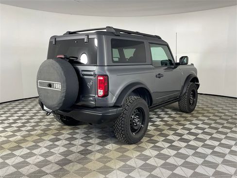 Used 2022 Ford Bronco Black Diamond image 26