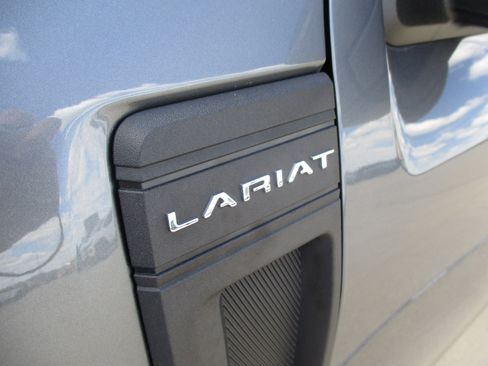 Used 2022 Ford Maverick Lariat w/ Lariat Luxury Package FWD image 13