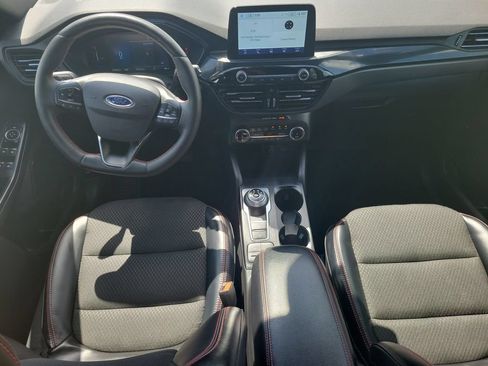 Used 2025 Ford Escape ST-Line Select AWD/4WD image 16