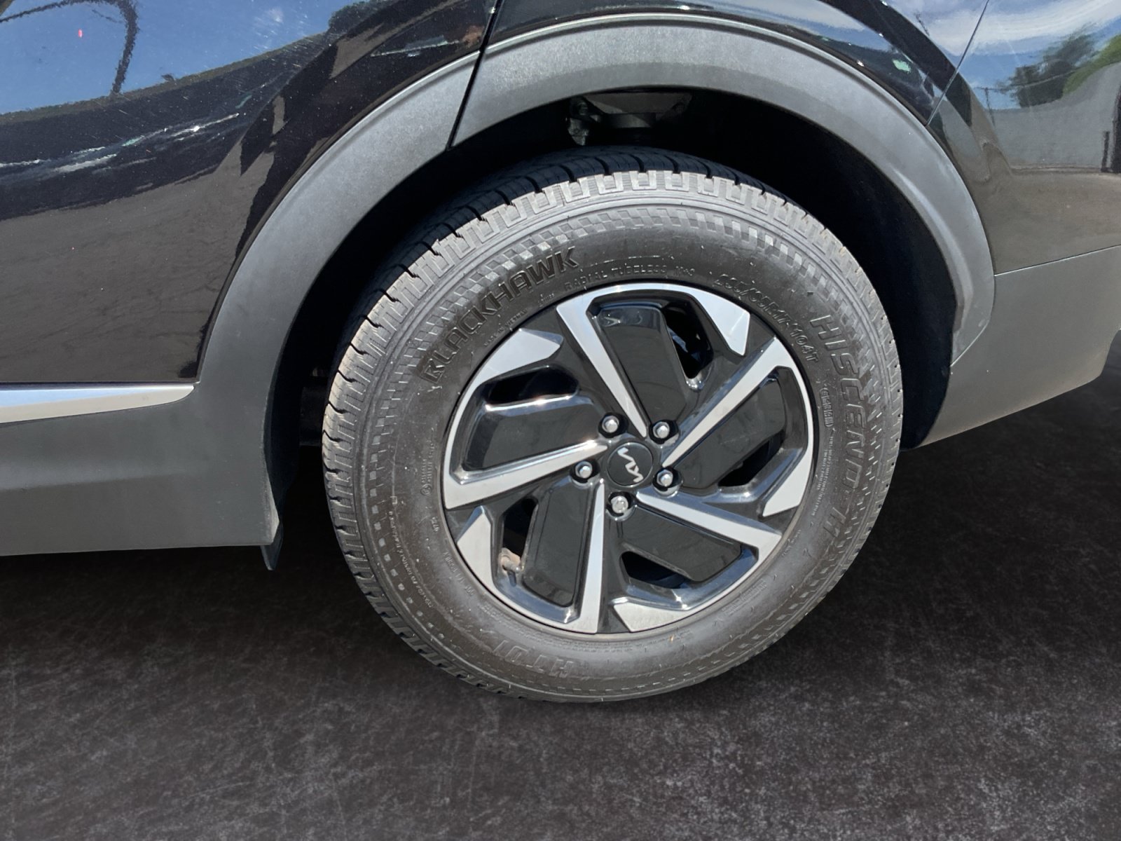 Used 2023 Kia Sportage LX FWD image 9