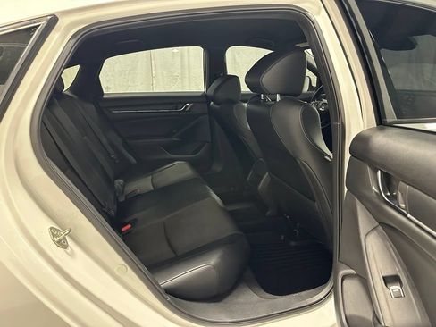 Used 2018 Honda Accord Sport image 46