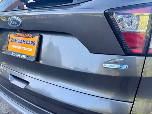 Used 2017 Ford Escape SE AWD/4WD image 33