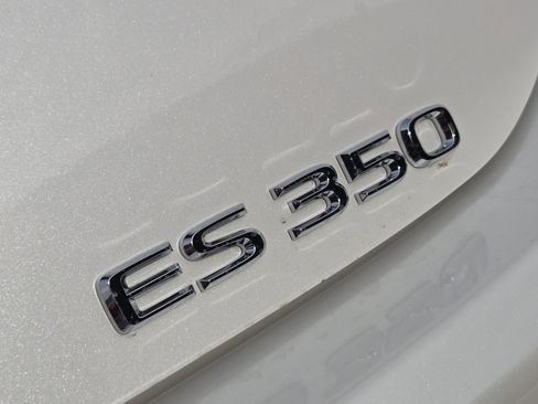 New 2025 Lexus ES 350 w/ Premium Package image 7