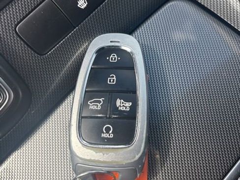 Used 2023 Hyundai Santa Fe SEL AWD/4WD image 40