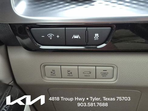Used 2024 Kia Carnival SX Prestige FWD image 33