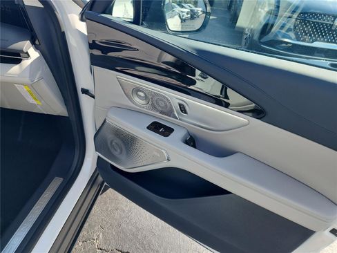 New 2026 Lincoln Nautilus Reserve AWD/4WD image 25