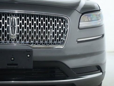Used 2021 Lincoln Nautilus AWD image 7