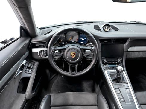 Used 2018 Porsche 911 GT3 RWD image 60