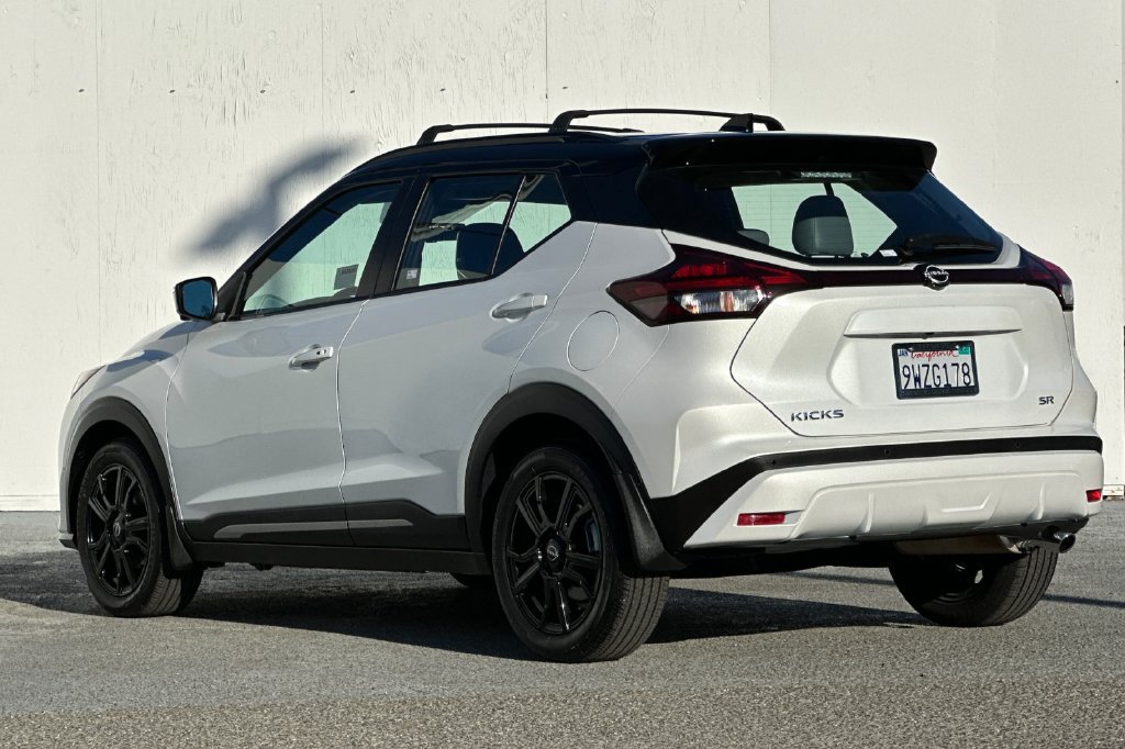 Certified 2025 Nissan Kicks SV w/ Illumination Package FWD image 6