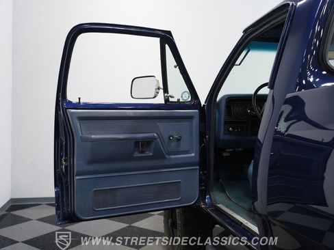 Used 1988 Dodge D/W Truck 250 AWD/4WD image 36