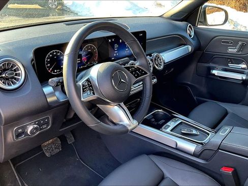 Used 2026 Mercedes-Benz GLB 250 4MATIC image 13