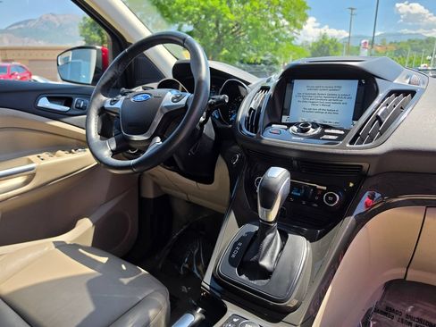 Used 2016 Ford Escape Titanium AWD/4WD image 17